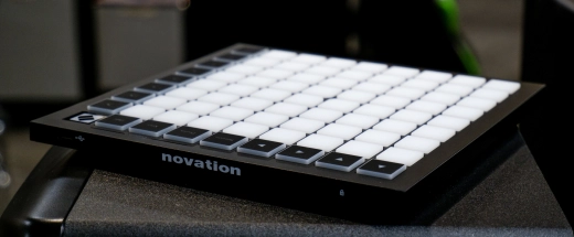 Novation - LAUNCHPAD MINI3 2